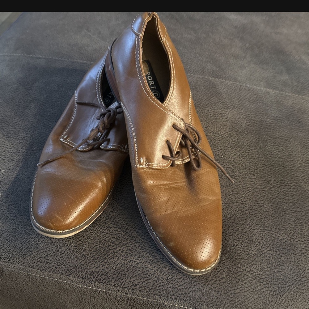 Size 8 dress shoe